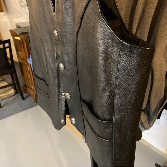 Vintage Leather Men’s Vest size 46 and free face covering included - Picture 8 of 8